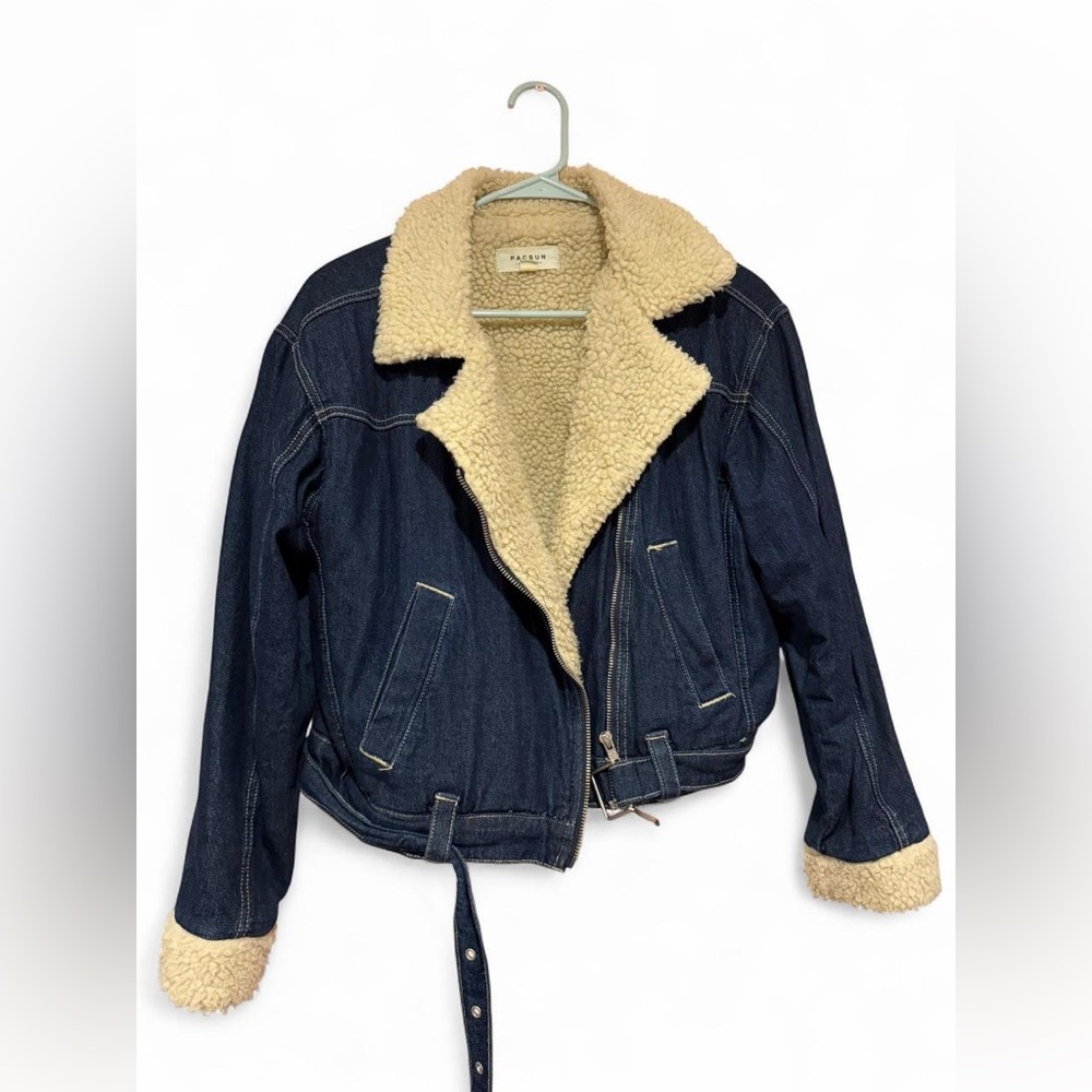 PacSun Dark Blue Denim Jacket with Cream Shearling